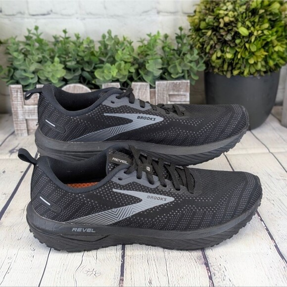 Brooks Men's Revel 6 Running Sneakers - Picture 3 of 9